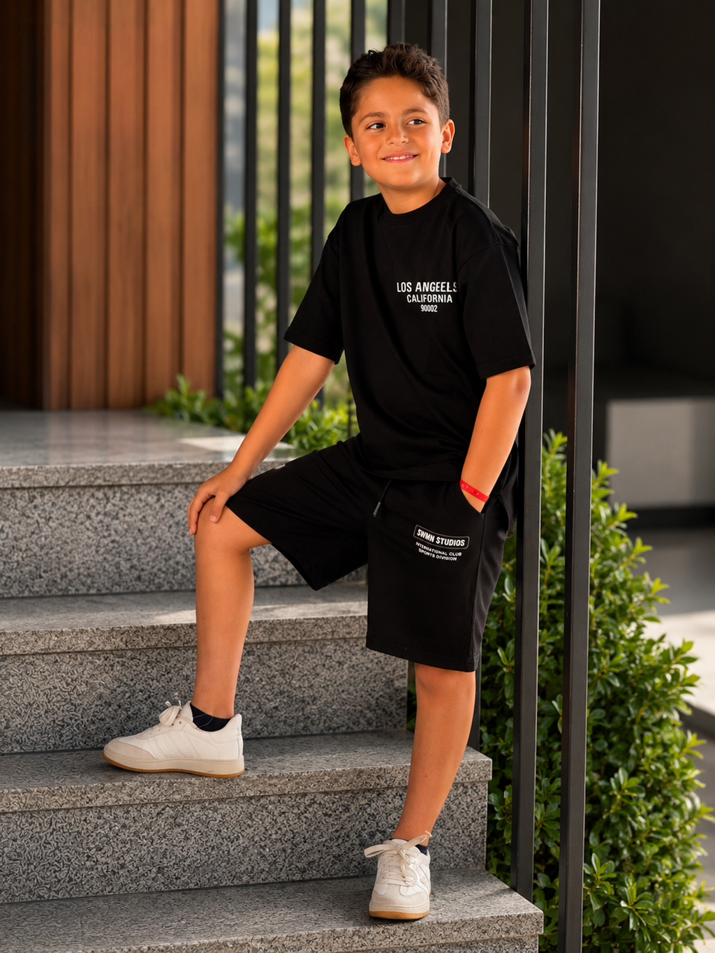 Essential Black Set