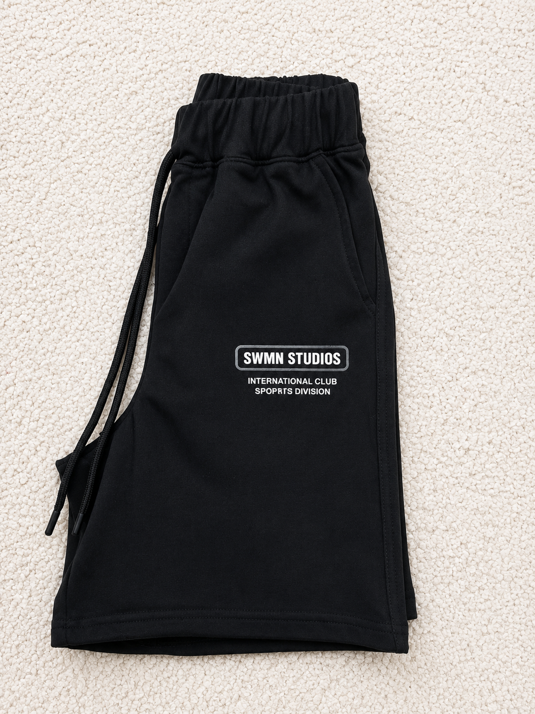 Essential Black Set