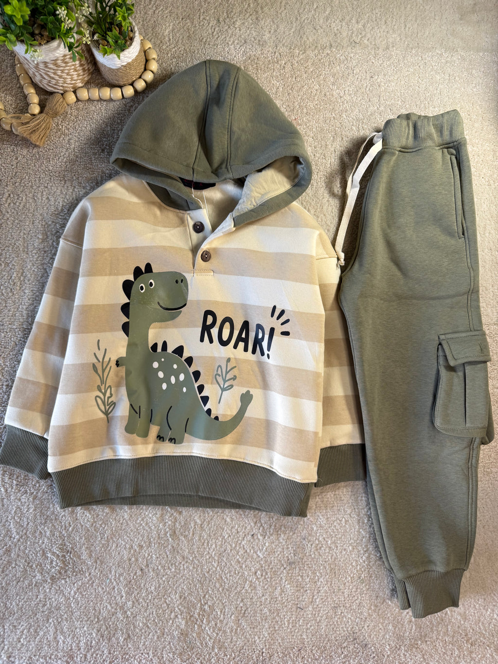 🦕 Little Roar Outing Set