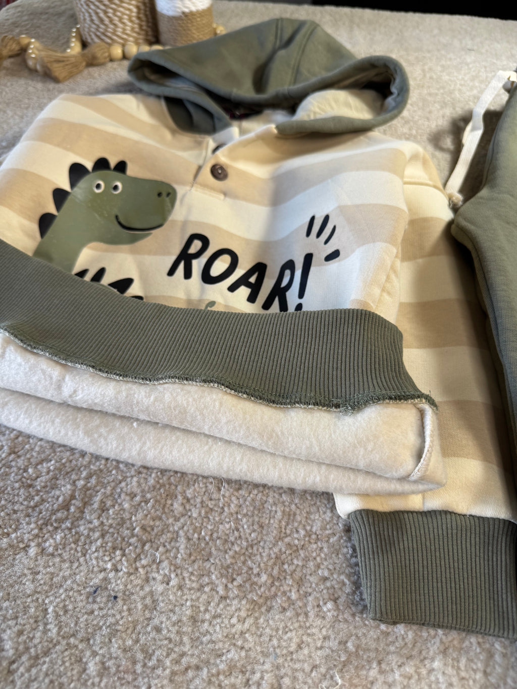 🦕 Little Roar Outing Set